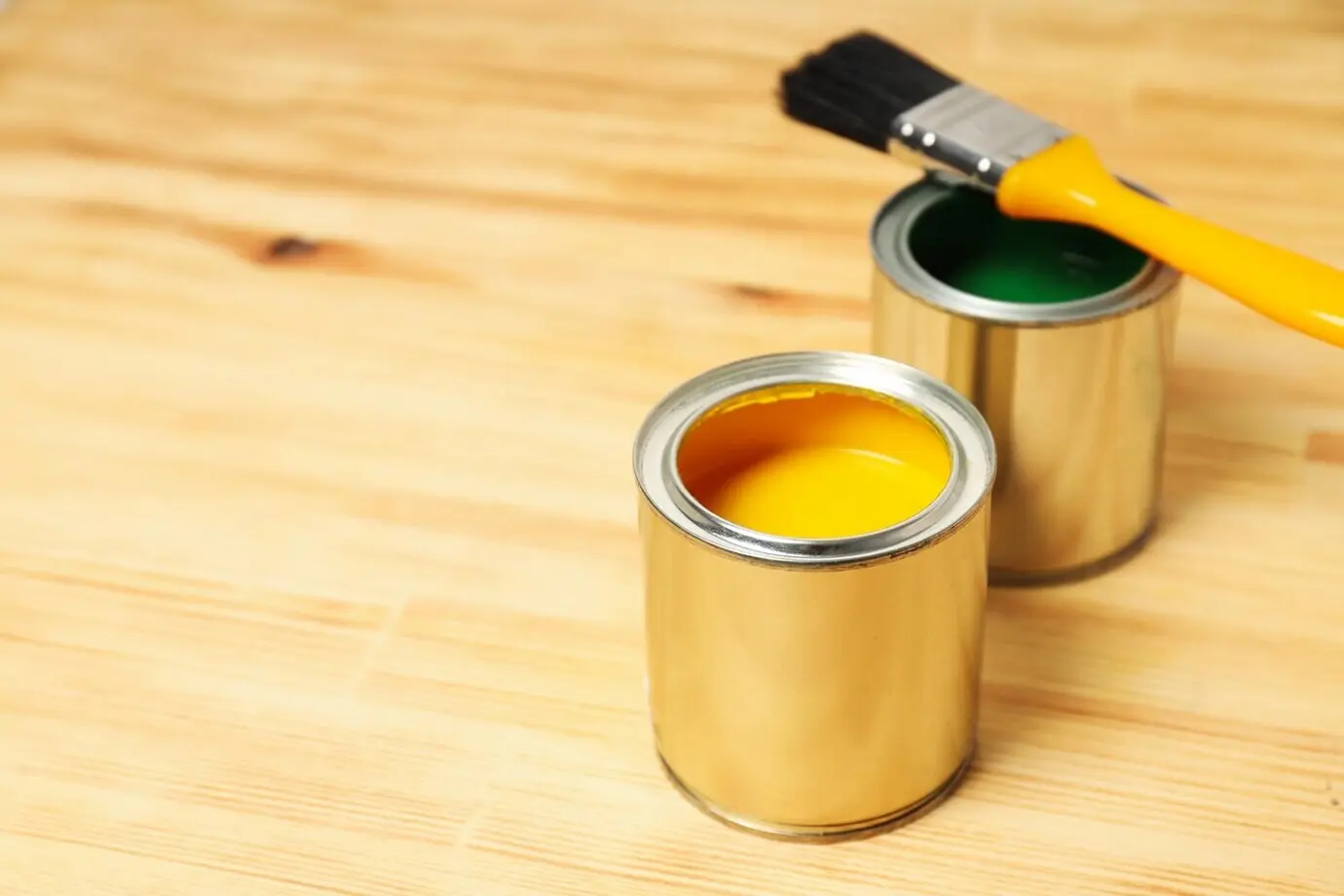 Werkzeuge für Kunst und zur Farbausbesserung, Platz für Text.